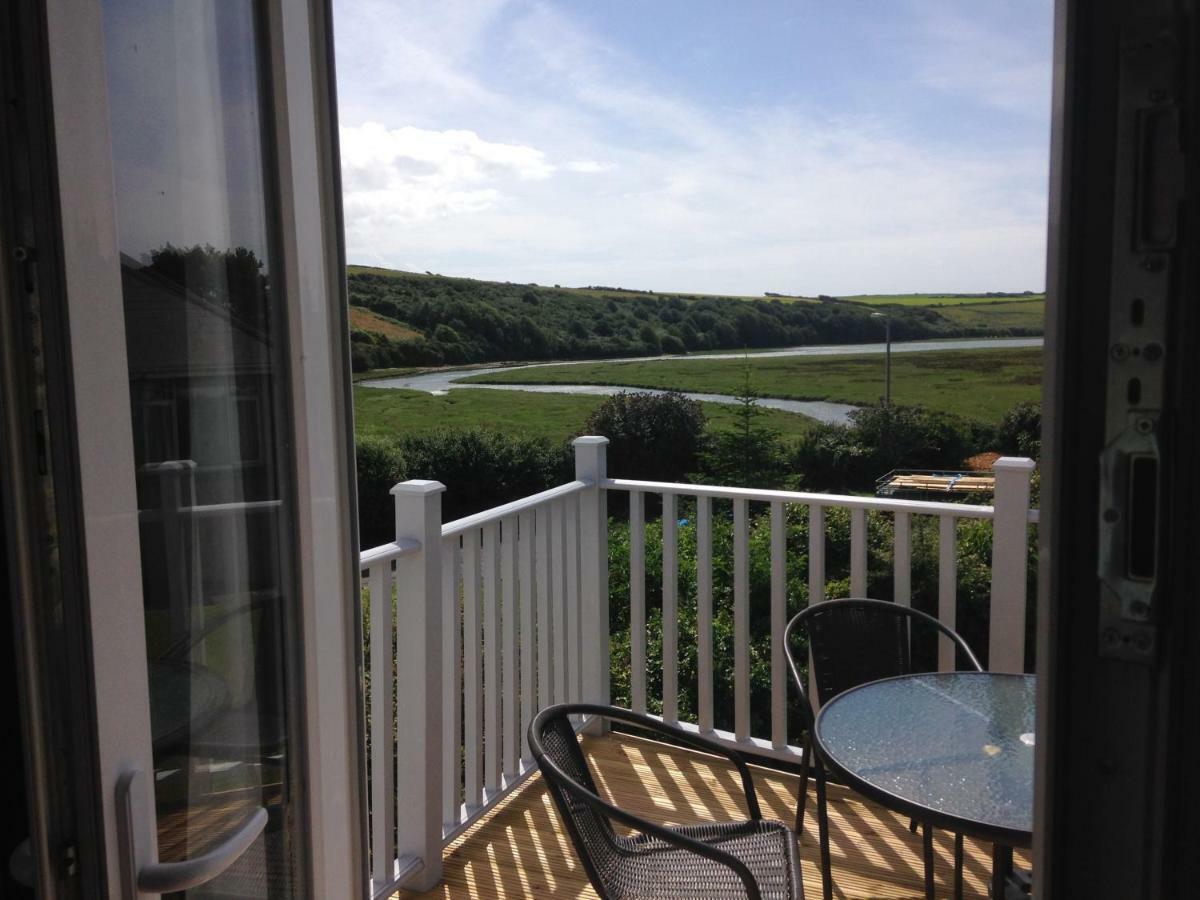 Villa Rawley Point New Quay Exterior foto